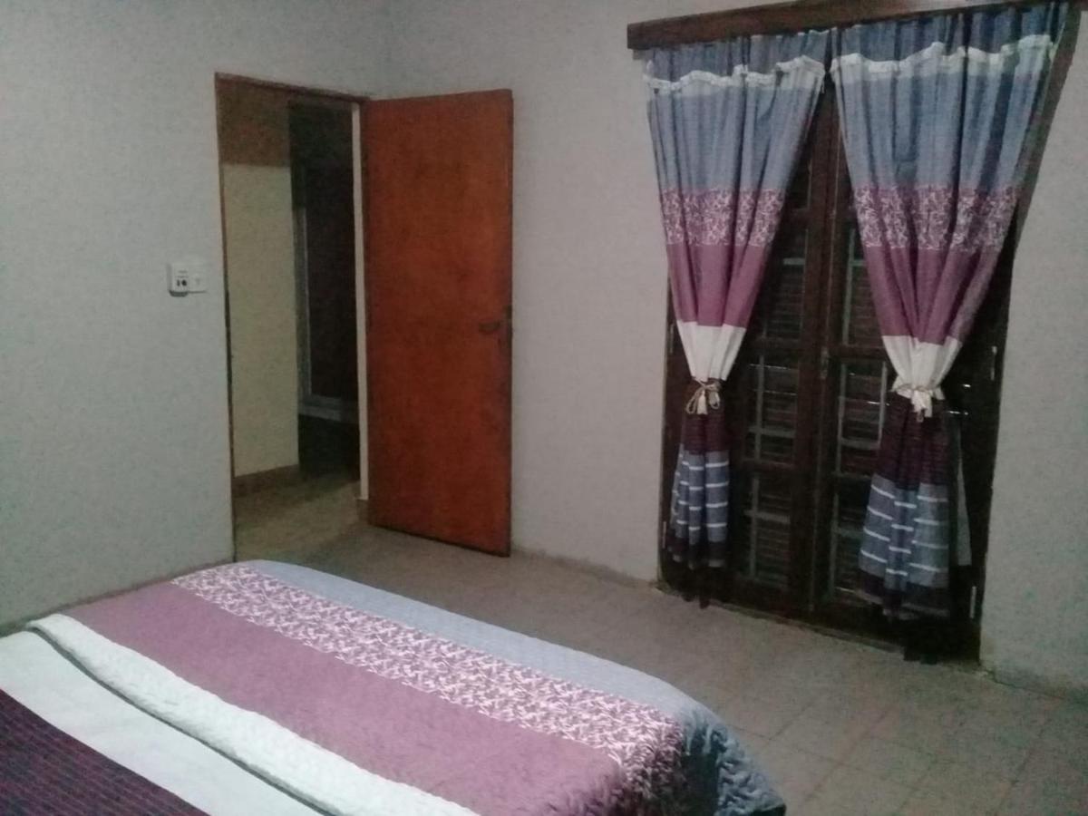 Óga Rory Bed and Breakfast Corrientes Exteriör bild